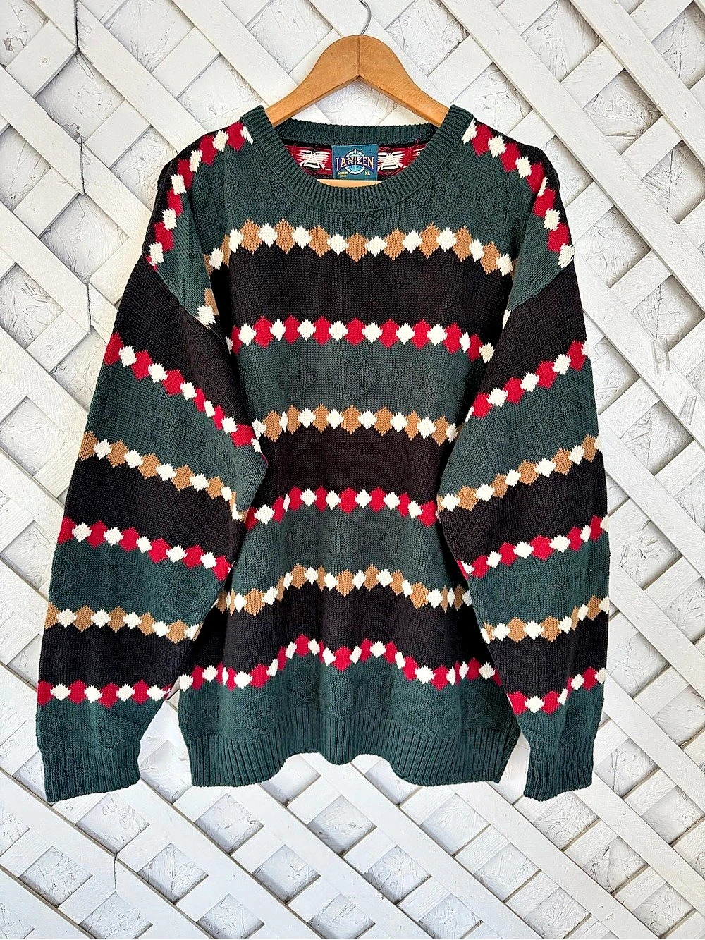 Vintage Jantzen Unisex XL Fair Isle Knit Sweater Green Red Nordic Geometric